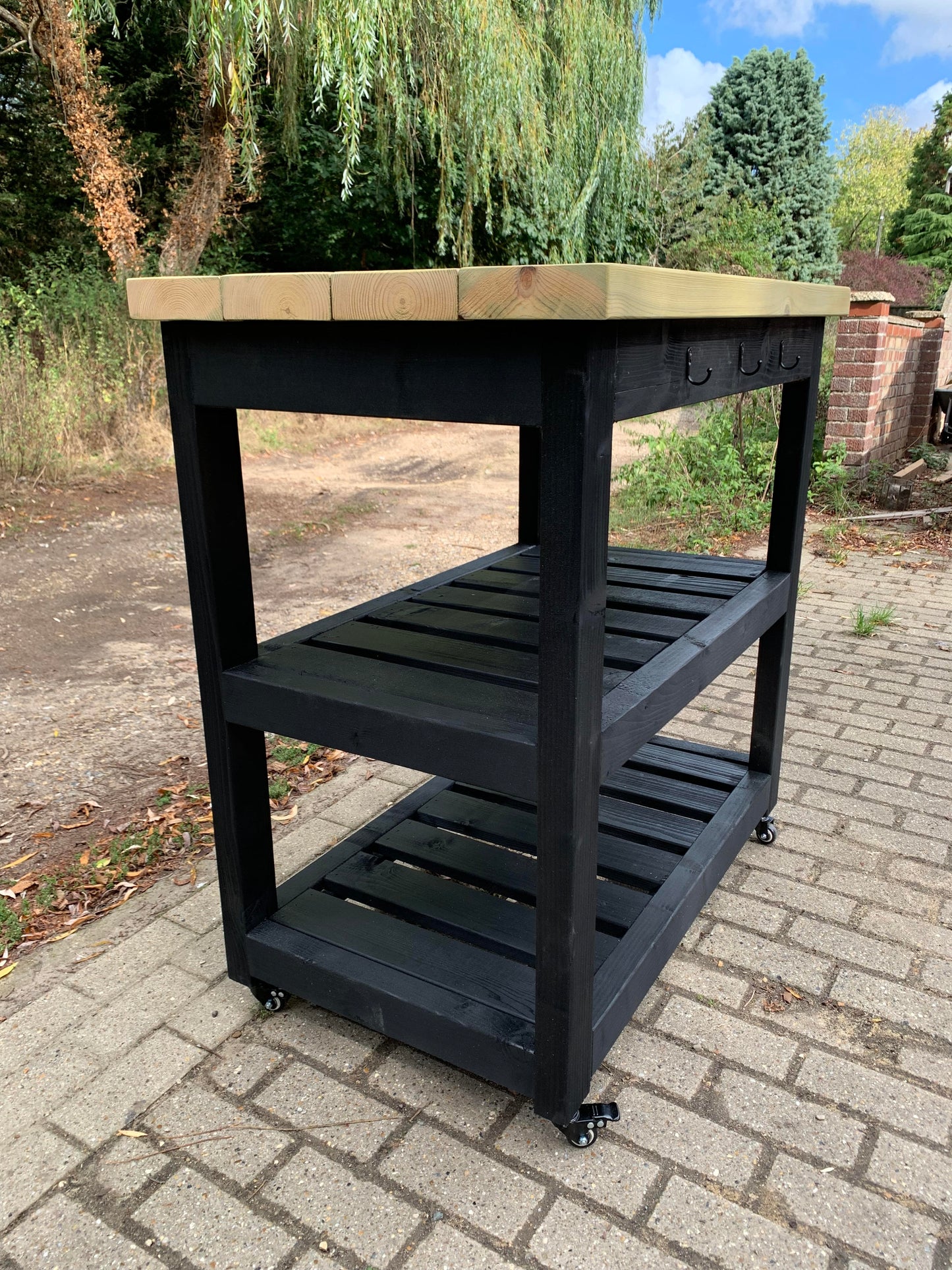 BBQ Table with Double Shelf